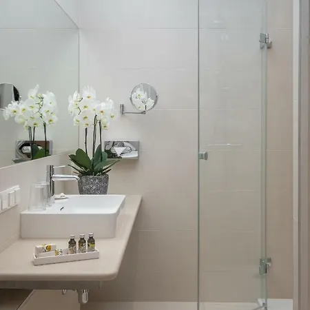 Appartement-hotel An Der Riemergasse Апарт-отель 4*