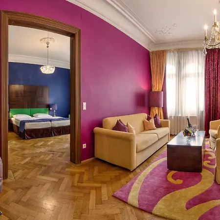 Appartement-hotel An Der Riemergasse Апарт-отель 4*