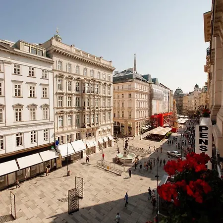 Hotel Boutique Nossek 3*