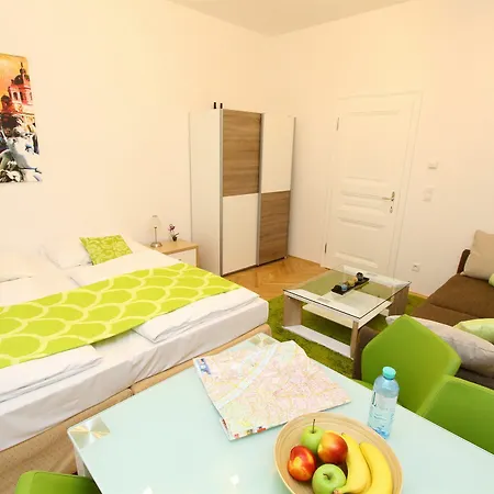Apartment Checkvienna Stumpergasse *