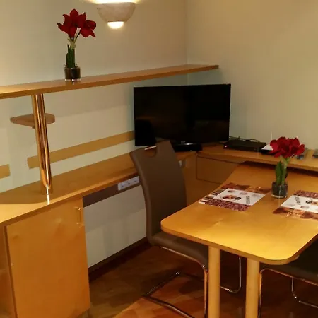 Goldfisch Opera House Apartment *