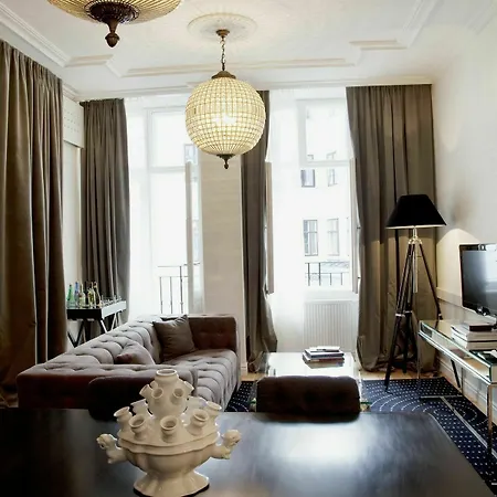 Apartment 6 *