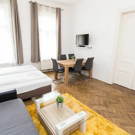 Checkvienna - Liechtensteinstrasse * Vienna