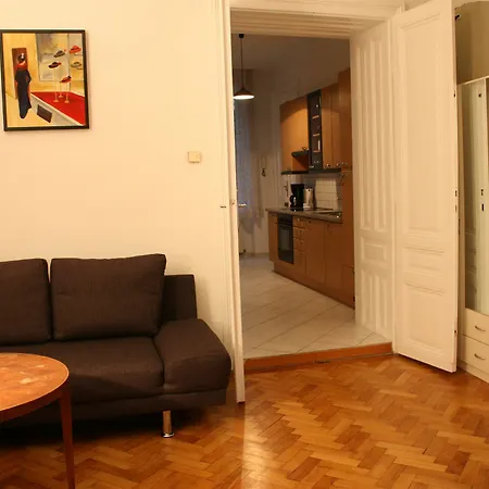 Apartment Govienna Homelike City *