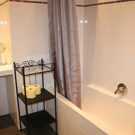 Opera Studio Apartment Wien