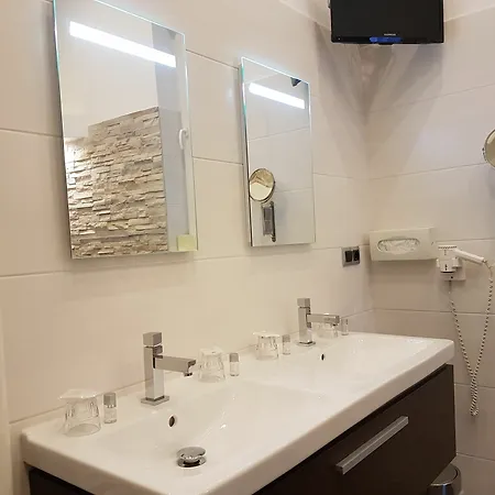 Rothensteiner 4* Vienna