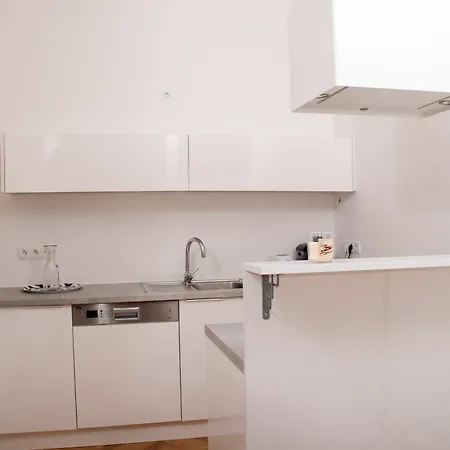 Urban Flats Darwingasse Apartment *