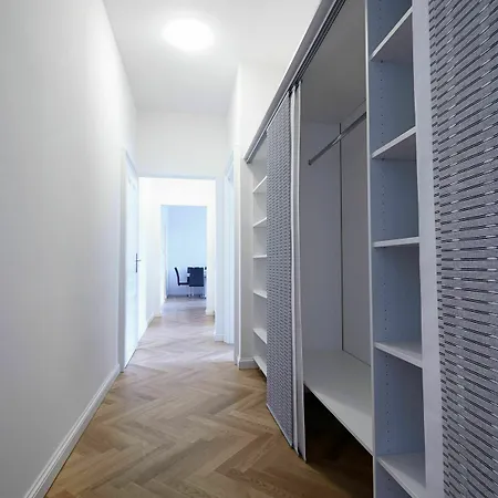 Apartment Urban Flats Darwingasse Vienna