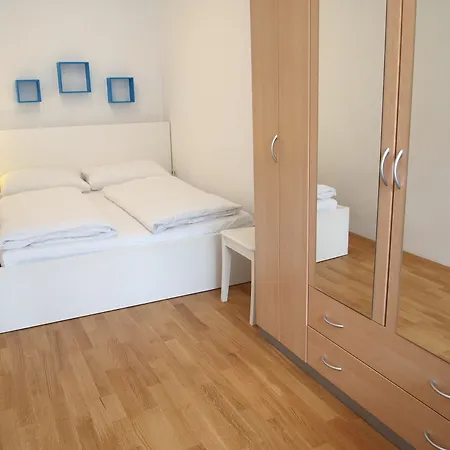 Gal Apartment