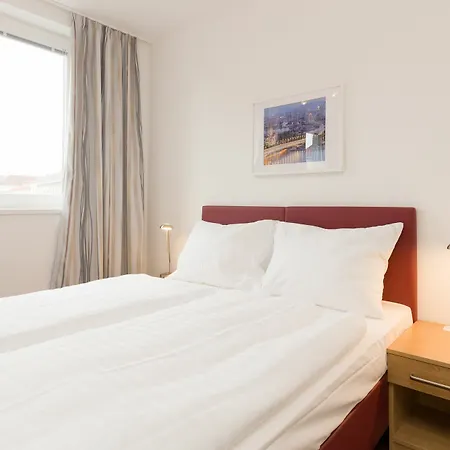 Aparthotel Or 1050 3*