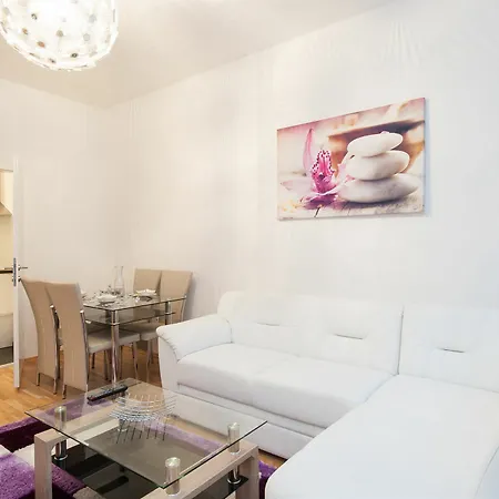 Royal Puchsbaumgasse Apartment *