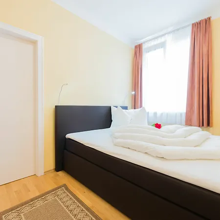 Apartment Domino *