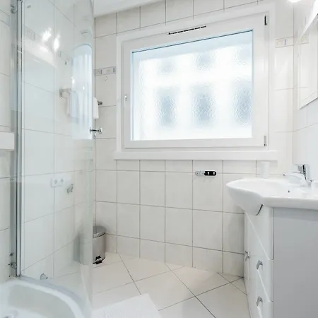 Vienna Apartment Am Schwedenplatz * Vienna