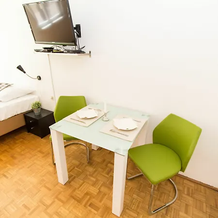 Checkvienna - Jenullgasse Vienna