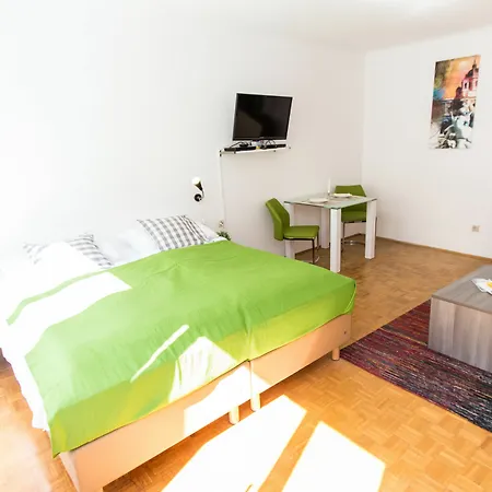 Checkvienna - Jenullgasse Apartment