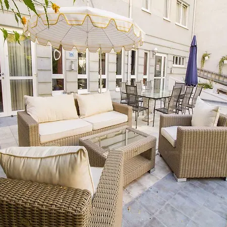 Residenz Donaucity Aparthotel 3*
