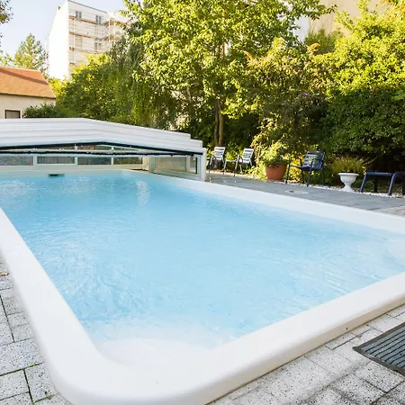 Residenz Donaucity 3*