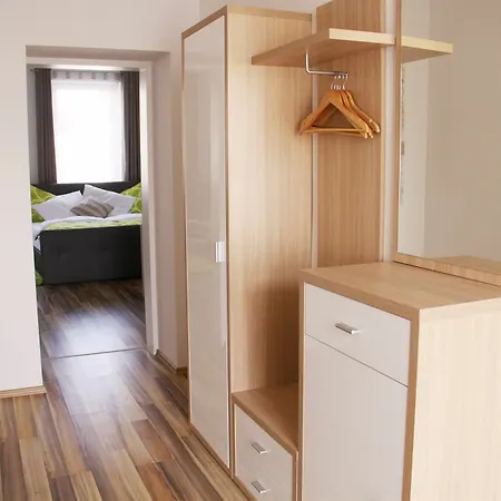 Huglgasse Apartment *