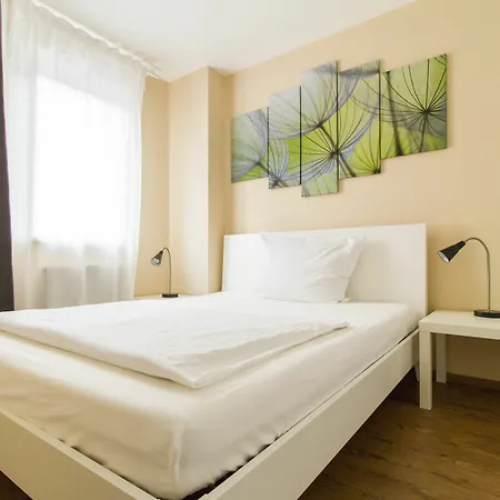 Aparthotel Residenz Donaucity 3*