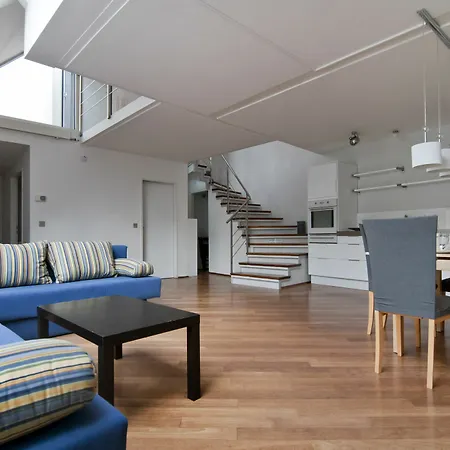Penthouse At Passauer Platz Apartment *