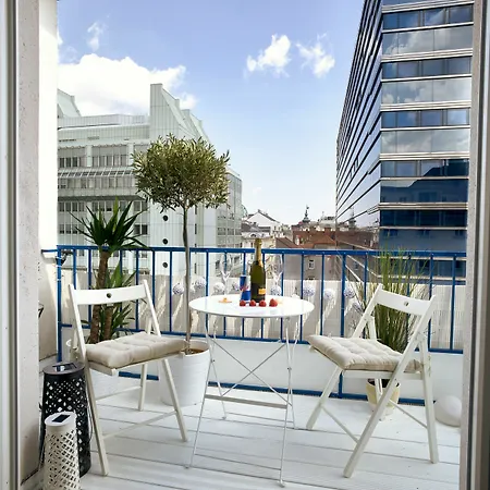 Opera Center Apartment Vienna