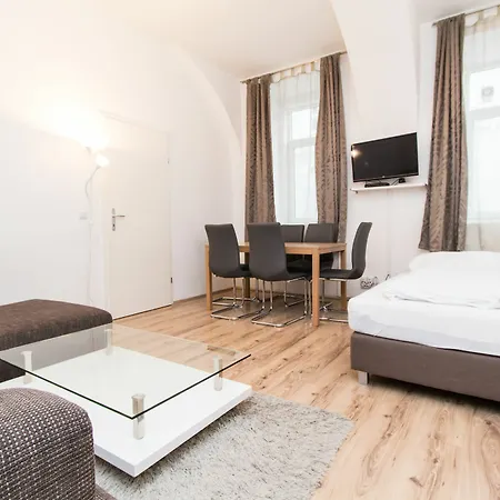 Checkvienna - Czerningasse Apartment Vienna