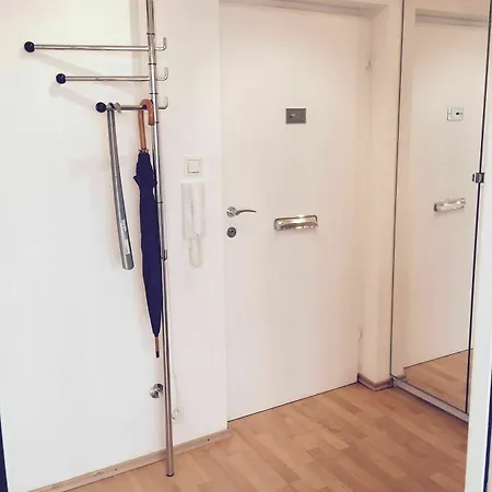 Apartment Affordable Near Center *