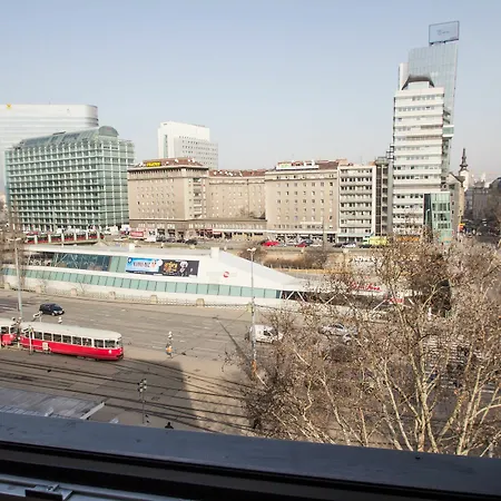 Apartment Living Schwedenplatz