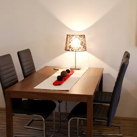 Checkvienna Huetteldorfer Strasse Apartment