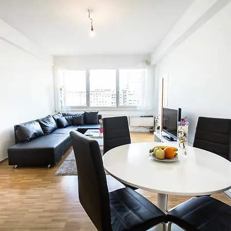 Living Schwedenplatz