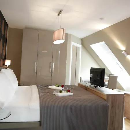 Hotel Kh 3*