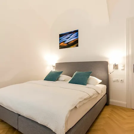 Parkview Boutique Apartments *