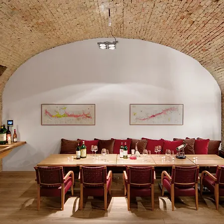 Hotel Palais Coburg 5*