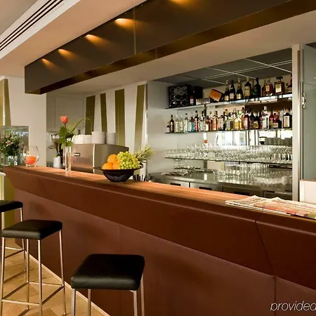 Eurostars Embassy Hotel 4*