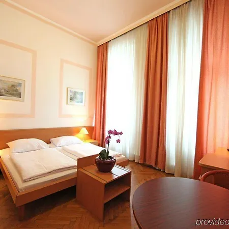 Marc Aurel - Center Hotel 3*