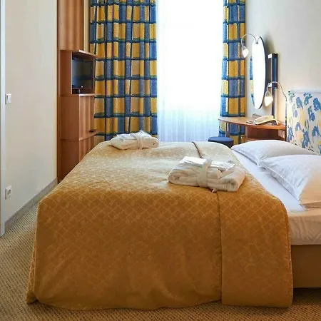 Hilight Apartahotel 4*