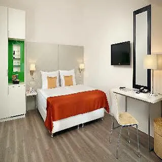 Hotel Fortyplusone - Newly Renovated!