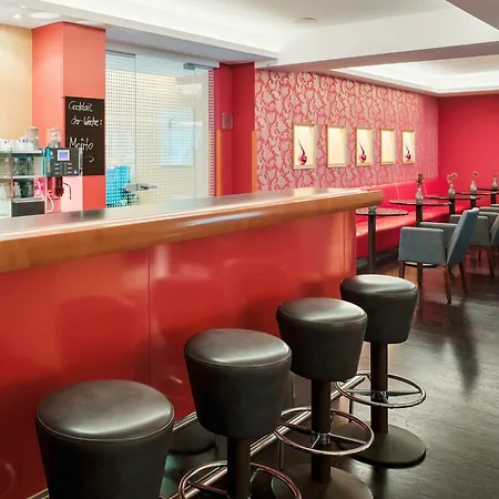 Courtyard By Marriott Schoenbrunn Hotell 4*
