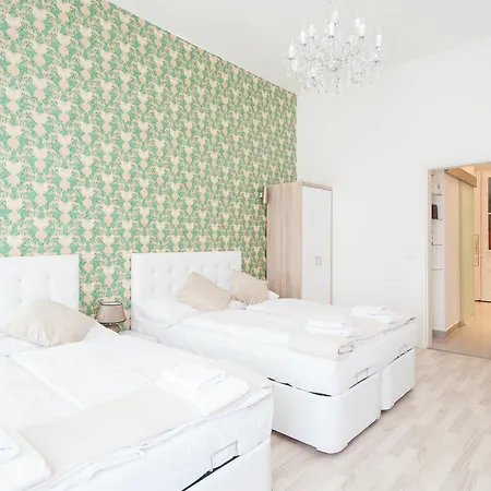 Apartment Royal Westbahnhof Vienna