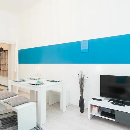 Royal Westbahnhof Apartment *