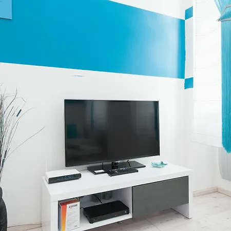 Royal Westbahnhof Apartment *