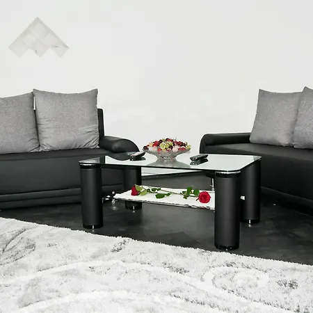 Royal Westbahnhof Apartment Vienna