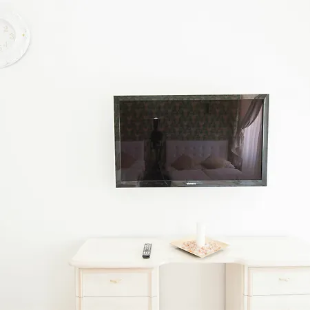 Royal Westbahnhof Apartment *