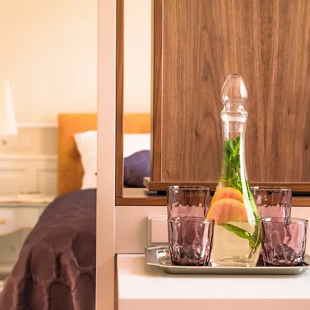Imperium - Experience The Luxurious In Center *