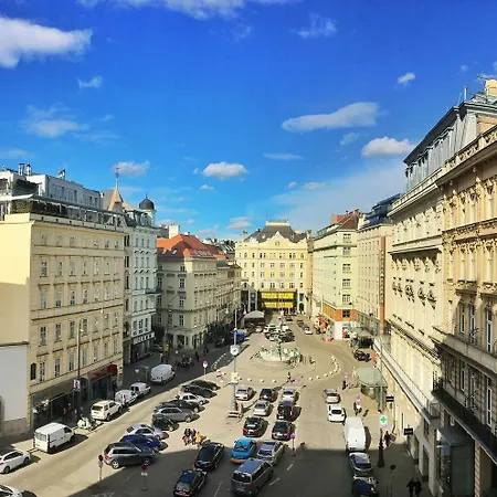 Imperium - Experience The Luxurious In Center Vienna