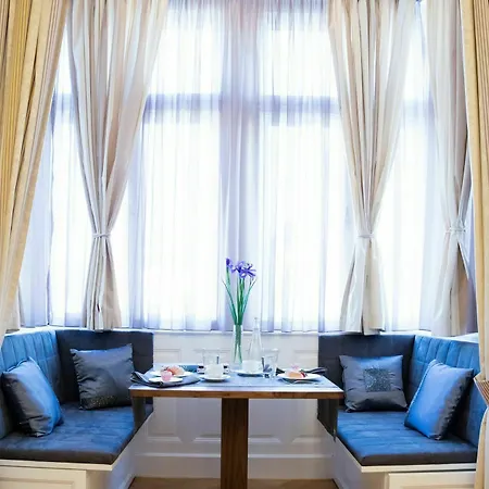 Imperium - Experience The Luxurious In Center Apartment *