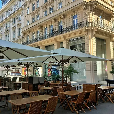 Imperium - Experience The Luxurious In Center Vienna