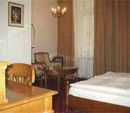 Kaerntnerhof 3*