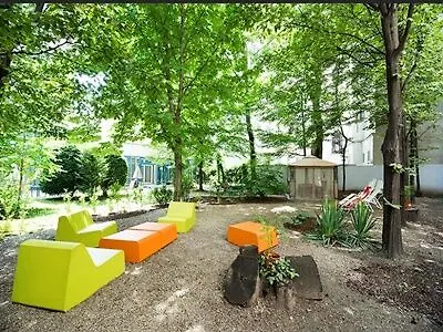 Allyouneed Vienna2 Hotel 3*