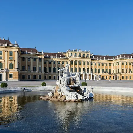 Apartment Schloss Schoenbrunn Grand Vienna